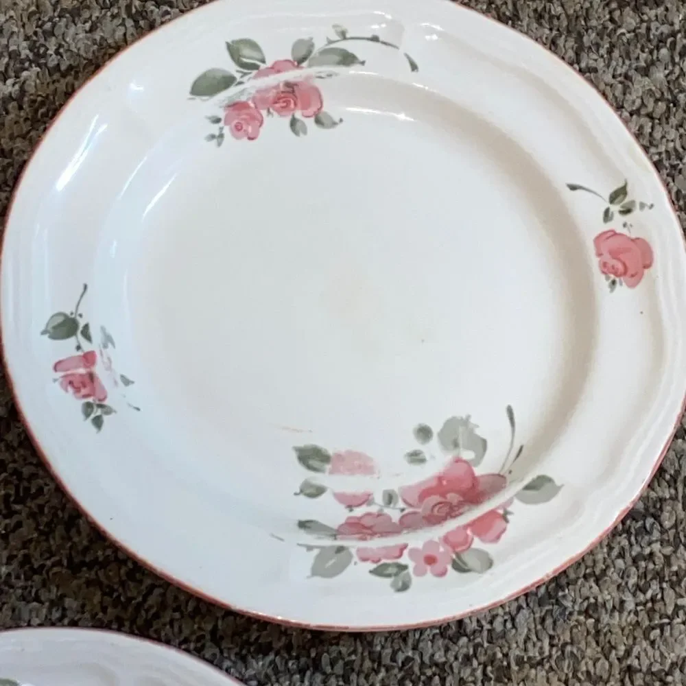 VTG, Gibson China Ivory Lot White Porcelain Dinner Plates with Pink Rose Accent
